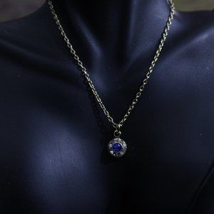 NWT Blue and White Rhinestone Gold Tone Necklace